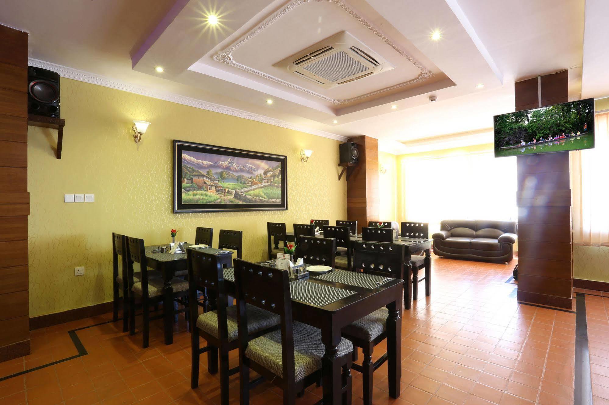 Hotel Pokhara Goodwill Dış mekan fotoğraf